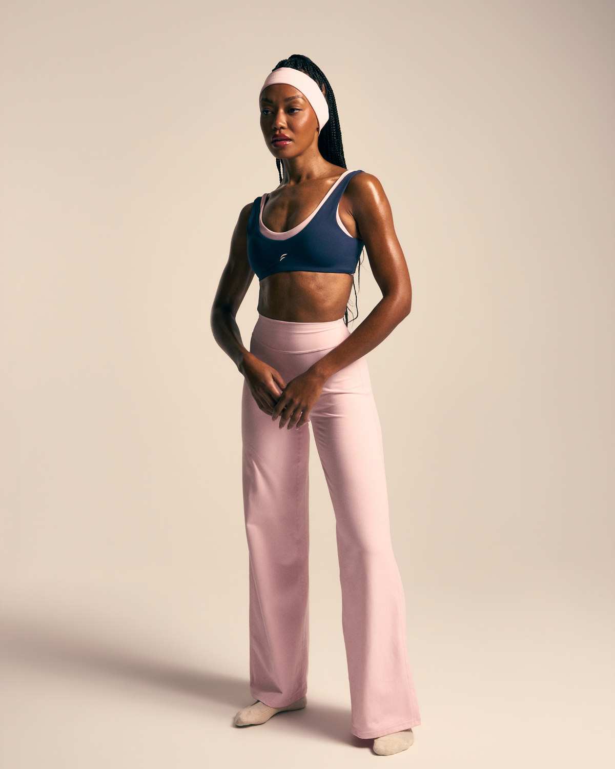 SKNCLOUD™ Straight Leg Leggings with White Logo